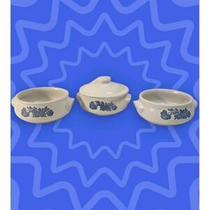 Vintage Pfaltzgraff Yorktowne 305Y Individual Bean Pots / Soup Crocks - Set of 3